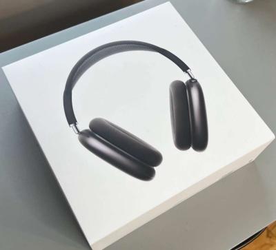 AirPod max space grey