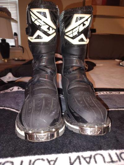 Motorcycle Jackets and Boots - Thumbnail 5