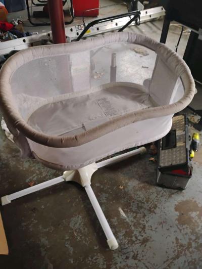 baby basinet - Thumbnail 2