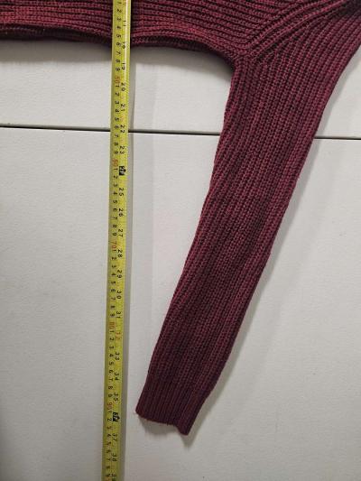 Charlotte Russe sweater - Thumbnail 3