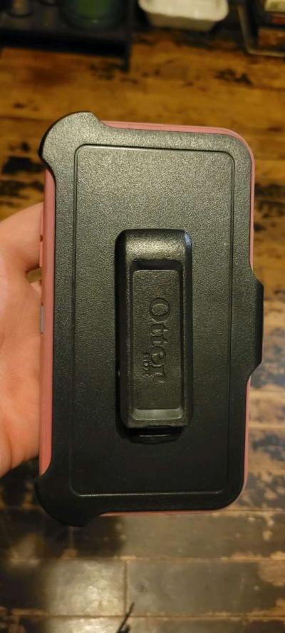 iPhone XR OtterBox Defender Series Case and Holster - Thumbnail 5