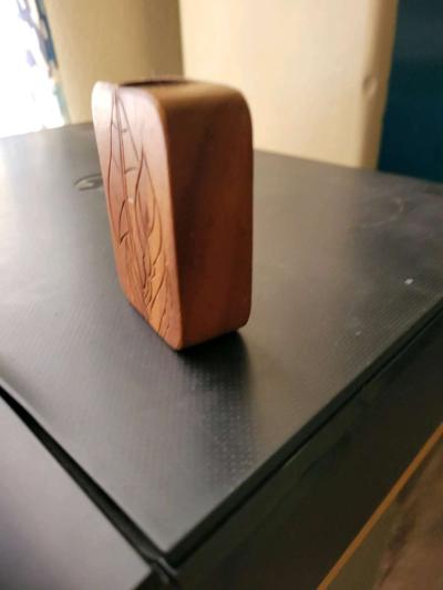 hand carved Hawaii souviner - Thumbnail 3