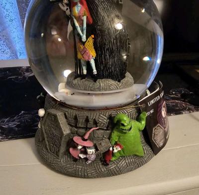 xxl water globe - Thumbnail 3