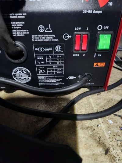 Lincoln Electric 90amp fluxcore 110v welder - Thumbnail 6