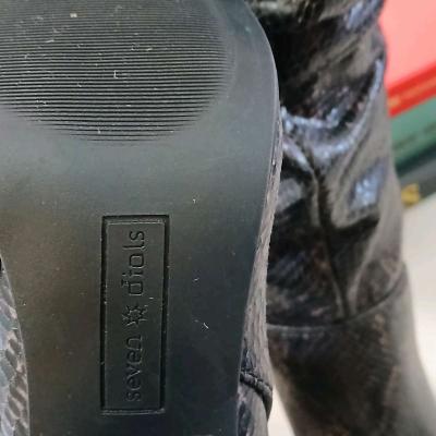 Seven Dials Knee High Boots for Women Size 8 point 5 - Thumbnail 5