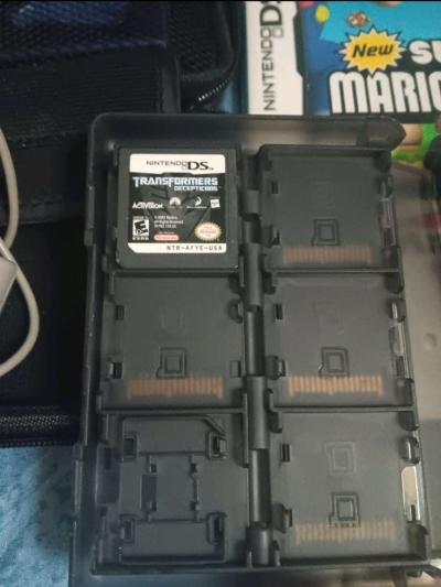 Nintendo DS Lite Bundle - Thumbnail 4