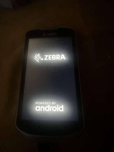 ZEBRA TC52  scanner phone - Thumbnail 2