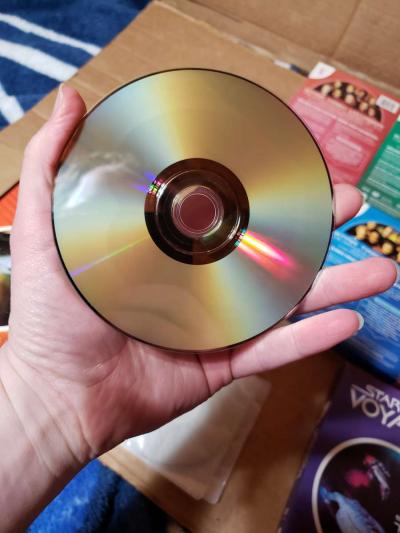 Star Trek Voyager  Full Series Seasons 1 7 Disc DVD Set New - Thumbnail 3