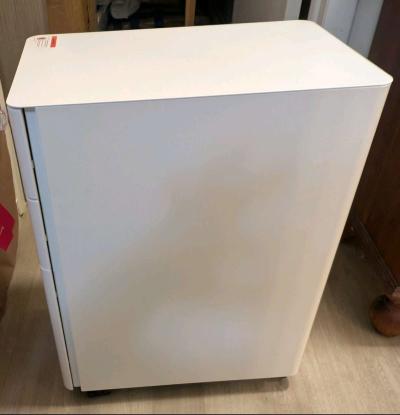 Three drawer lockable vertical filing cabinet - Thumbnail 5