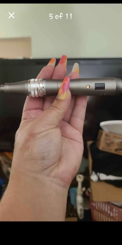 DrPen Auto Microneedle System Ultima M8 - Thumbnail 2