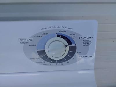 Nice White GE Extra Large Capacity Gas Dryer Like New - Thumbnail 6
