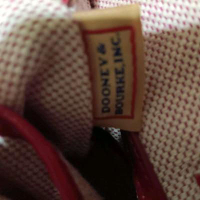 Guess and dooney burke - Thumbnail 4