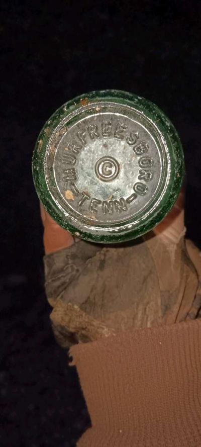 Vintage bottles an jars - Thumbnail 4