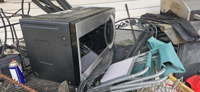 Samsung Microwave - Thumbnail 2