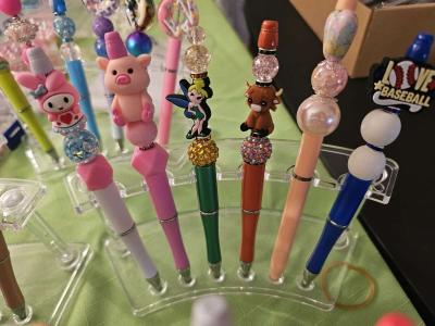 Set of very pretty pens - Thumbnail 5