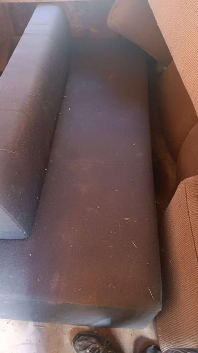 Couches etc - Thumbnail 2