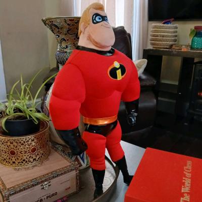 Mr Incredible Plush Toy Size 20x12 inches - Thumbnail 3