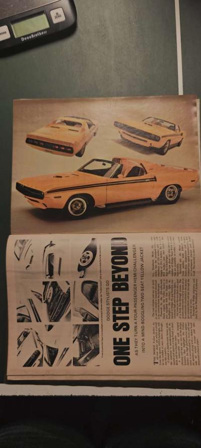 March 1970  HIPERFORMANCE CARS  Ford Mustang Camaro Cougar T - Thumbnail 4