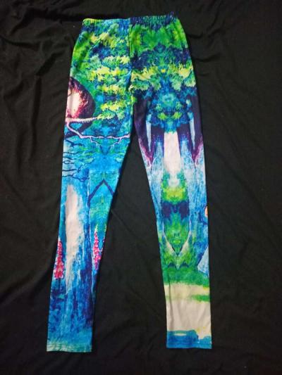 Alice in wonderland leggings - Thumbnail 2