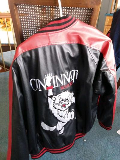 Bear cat jacket lg - Thumbnail 2