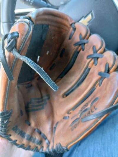13 inch Softball Glove - Thumbnail 3