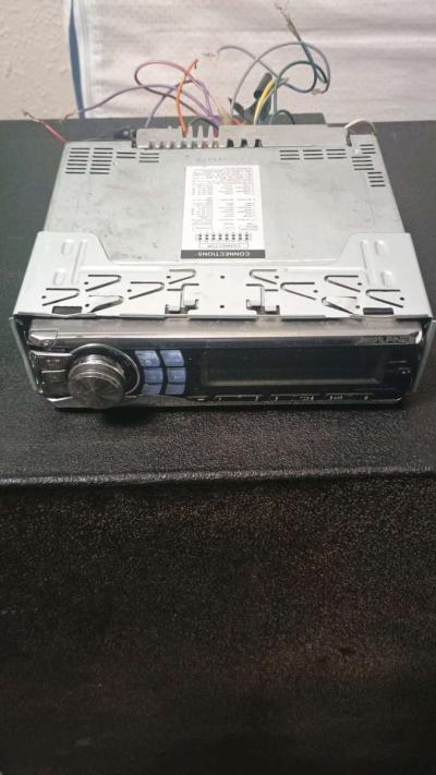 Alpine radio - Thumbnail 2