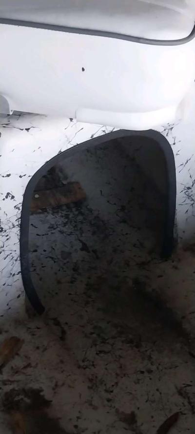 97 Gheen boat rated for 15h motor with trailer - Thumbnail 3