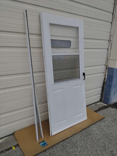 Nice White Storm Door With Screen LH Swing  Like New - Thumbnail 4