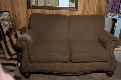 Couches etc - Thumbnail 5