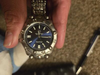 mens bulova  watch like new barely worn Great Deal - Thumbnail 4