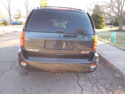 2005 GMC Envoy - Thumbnail 3