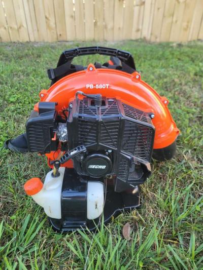 Echo Pb580T Backpack Blower Like New Working Very Good - Thumbnail 4
