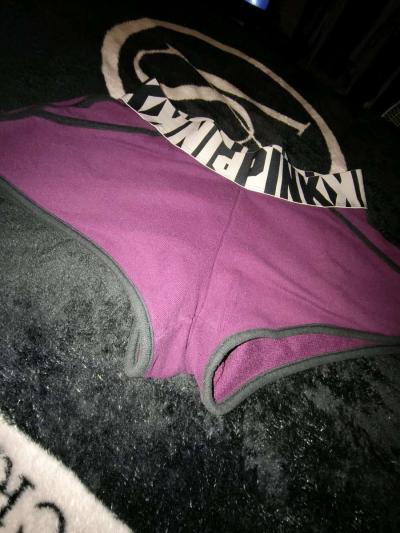 PINK shortss