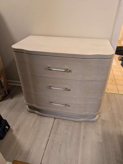 Hooker Furniture 3Drawer Nightstand