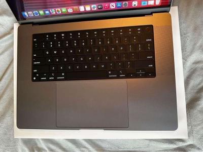 M2 Max Apple MacBook Pro 16inch 2023 Space Grey - Thumbnail 3