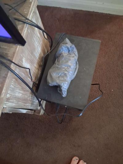 smart TV with surround sound and sound bar - Thumbnail 2