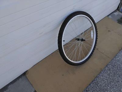 Nice Huffty Bicycle Front Wheel and Tire 26 X 195 Like New - Thumbnail 4