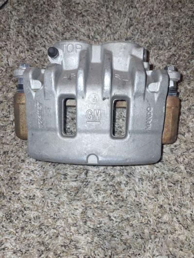 Cadillac CTS brake caliper - Thumbnail 2