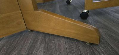 Dinner table - Thumbnail 6