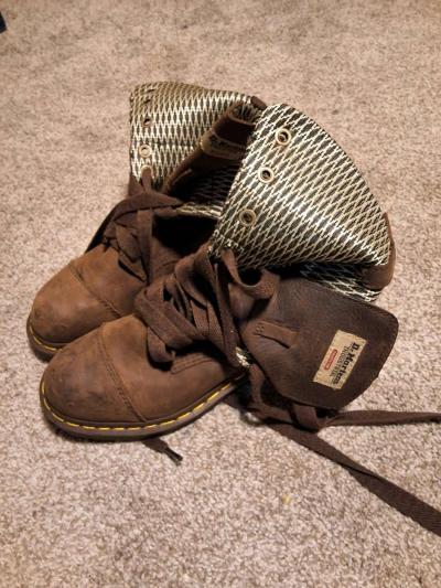 Dr Martins Womens Industrial Boot With safety toe - Thumbnail 4