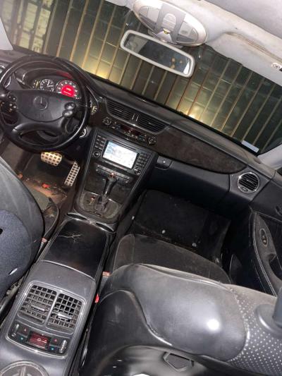 mercedes benz cls500 - Thumbnail 2