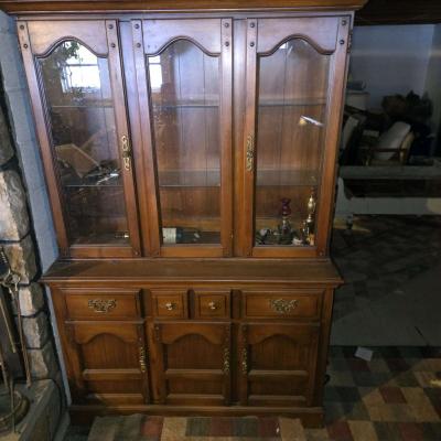 Traditional Antique Brown European China Cabinet - Columbiaville, Michigan