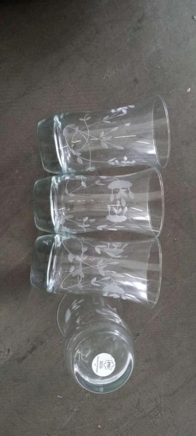 4 PH glass cups - Thumbnail 3