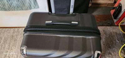 traveling suitcase - Thumbnail 6