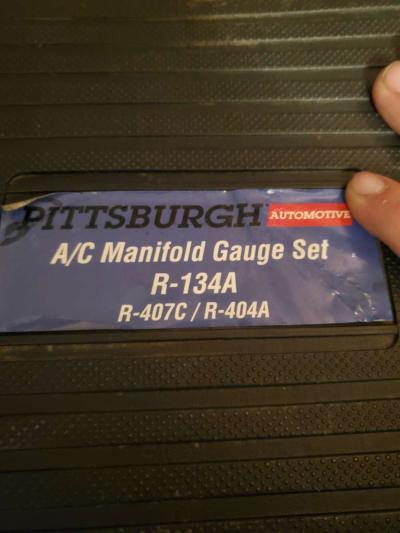 Pittsburgh AC manifold gauge set