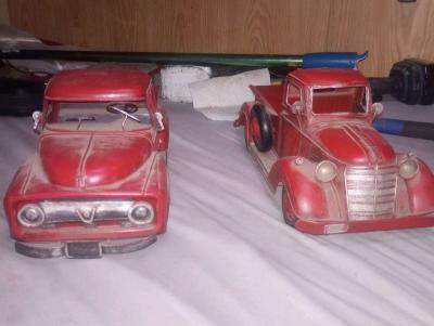 vintage Red Metal Trucks - Thumbnail 3