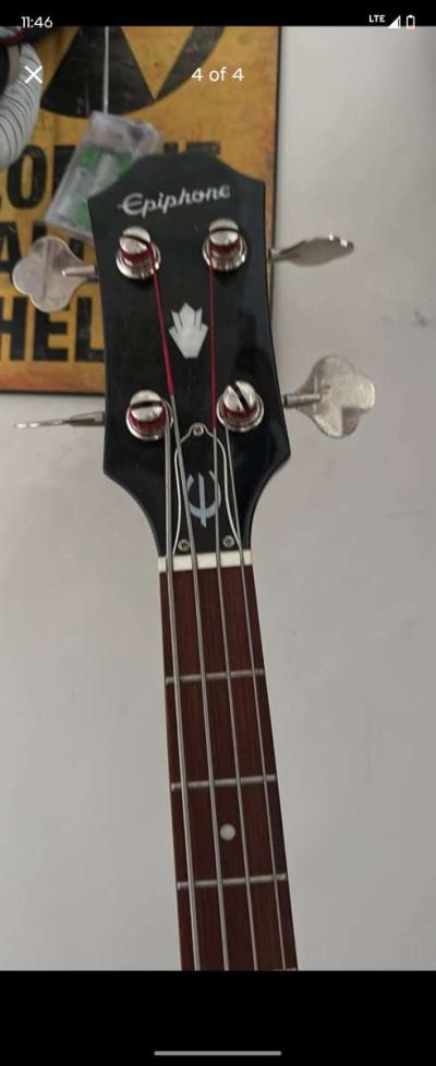 bass guitar - Thumbnail 3