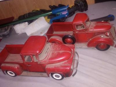 vintage Red Metal Trucks - Thumbnail 6