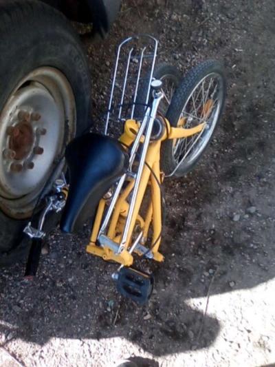 vintage 1982 16in folding bike - Thumbnail 4