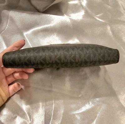 Michael kors purse with matching wallet - Thumbnail 4